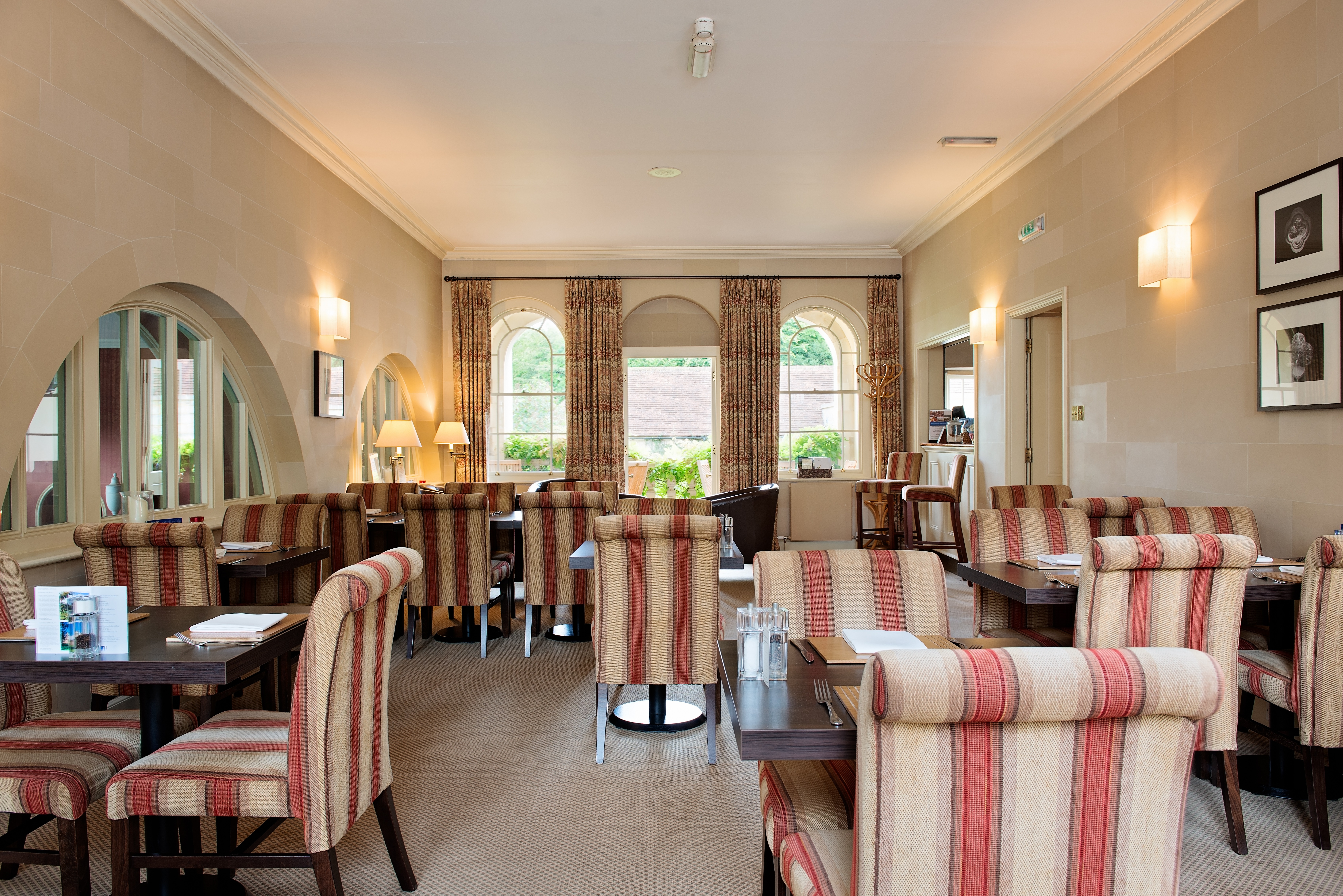 Informal dining at the Hartwell Spa Cafe